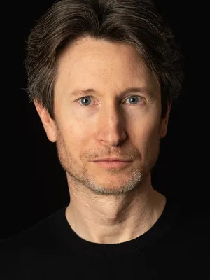 Jonathan Aris