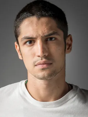 Gabriel Leone