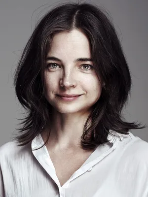 Louise Peterhoff