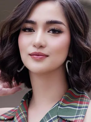 Charlie Dizon