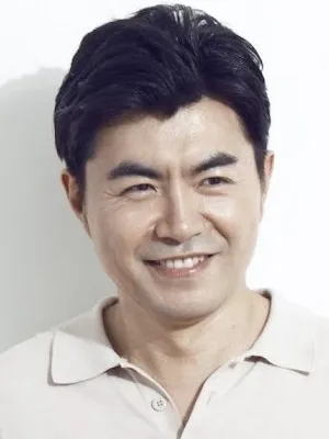 Lee Myung-woo