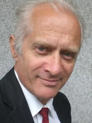 Curtis Matthew
