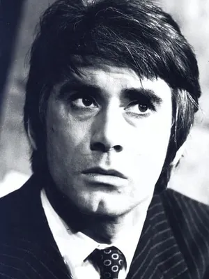 Keith Baxter