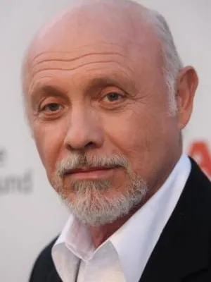 Héctor Elizondo