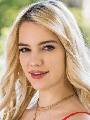 Kenna James
