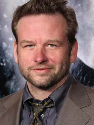 Dallas Roberts