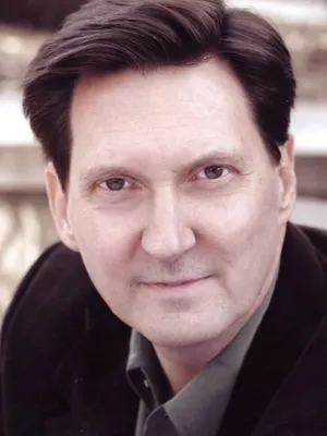 Warren Kelley