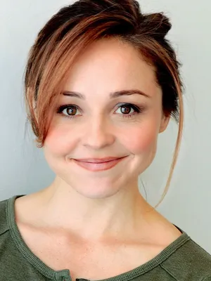 Ellie Araiza
