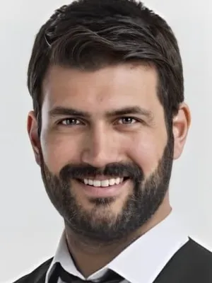 Derda Yasir Yenal