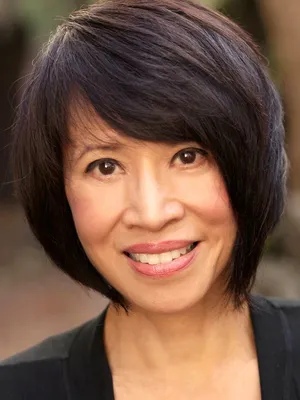 Lauren Tom