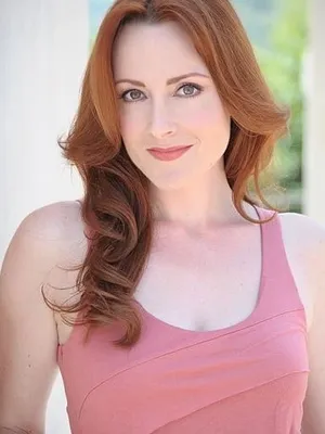 Laura Dickinson