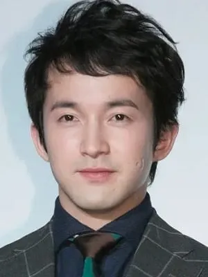 Yōsuke Asari