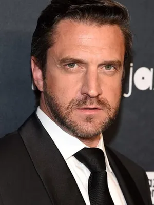 Raúl Esparza