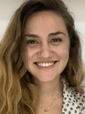 Isabela Guasco