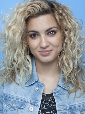 Tori Kelly