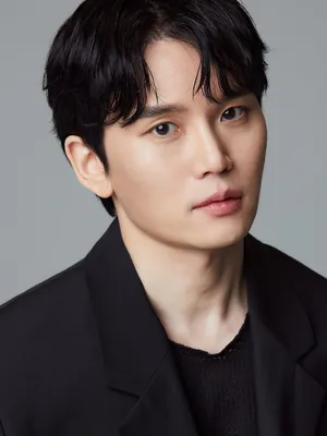 Han Jun-woo