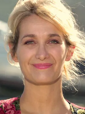 Caroline Anglade