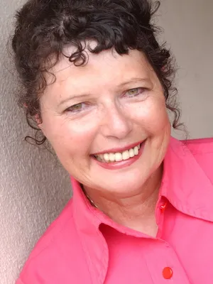 Simone Gad