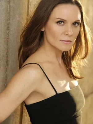 Maya Stange