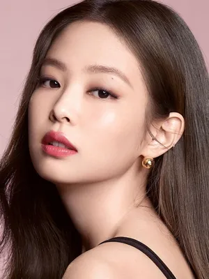 JENNIE