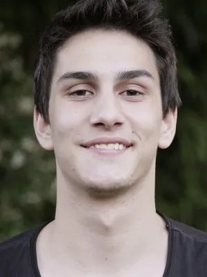 Sina Özer
