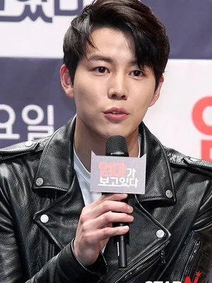 Shin Ji-hoon