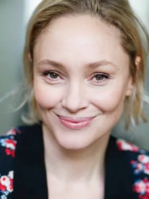 Julie Mouamma