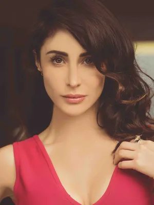 Thanya López
