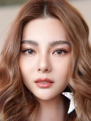 Arisara Thongborisut