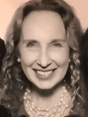 Donna Casey-Aira