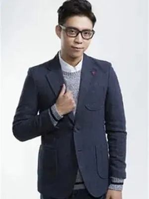 Shuai Xie