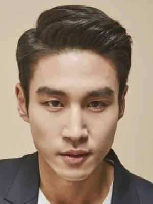 Lee Won Hee