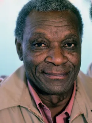 Moses Gunn