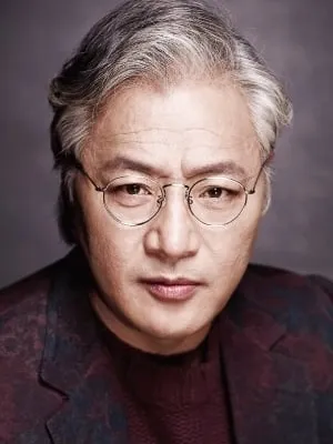 Lee Kyung-young