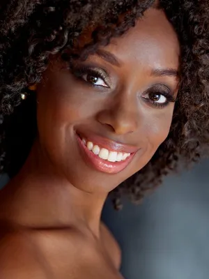 Ayana O'Shun