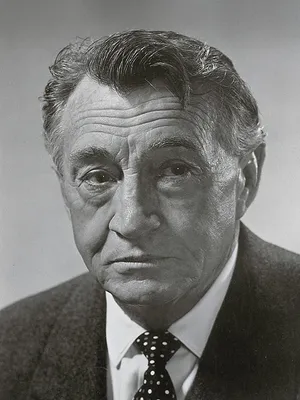 Paul Fix