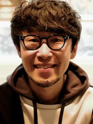 Yasuhiro Yoshiura