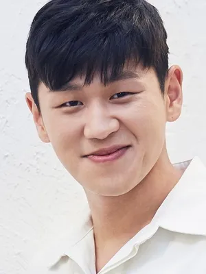 Kang Hong-suk