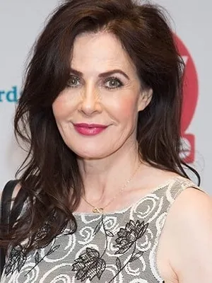 Sally Dexter
