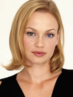 Samantha Mathis