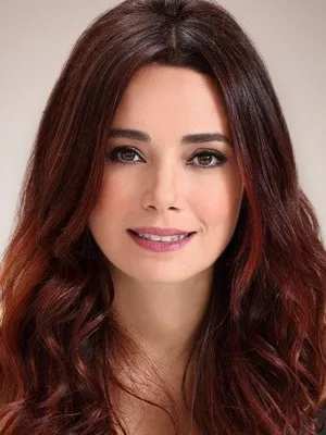 Özgü Namal