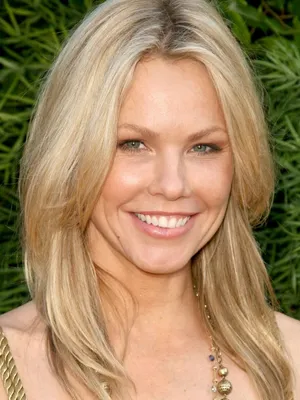 Andrea Roth