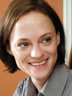 Angela Bettis