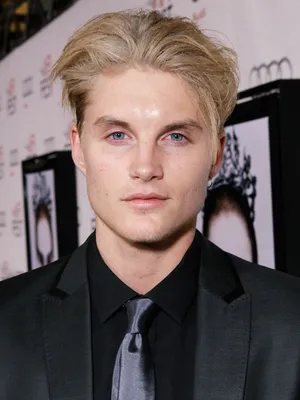 Toby Hemingway