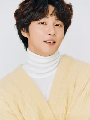 Yoon Shi-yoon