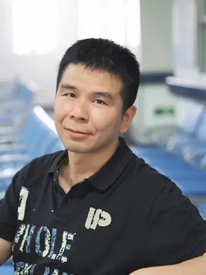 Yanwei Huang