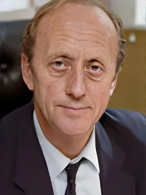 Kenneth Colley