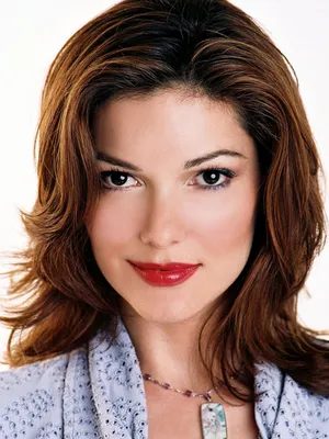 Laura Harring