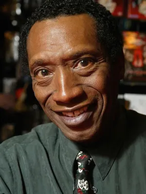 Lionel Mark Smith