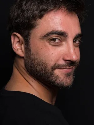 Robert González